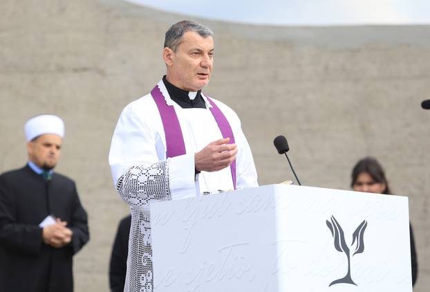 Komemoracija "Sjećanje za budućnost" u Spomen-području Jasenovac