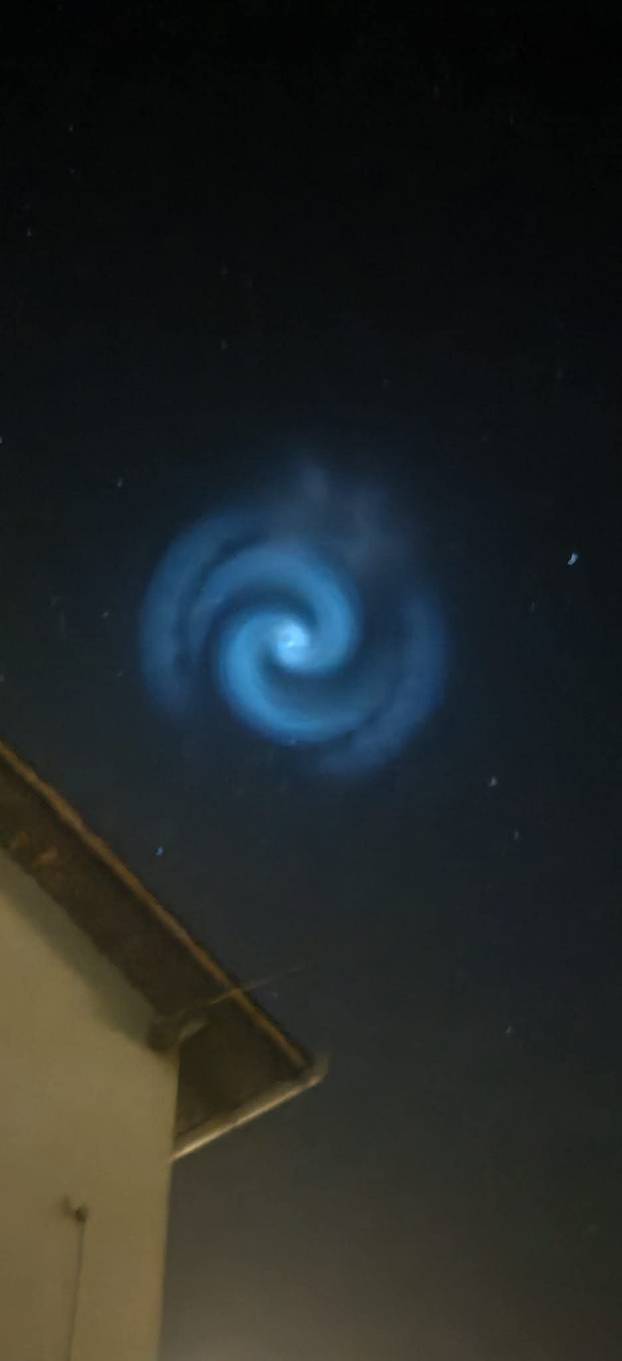 100 slika spiralnog fenomena na nebu koji je šokirao Hrvate