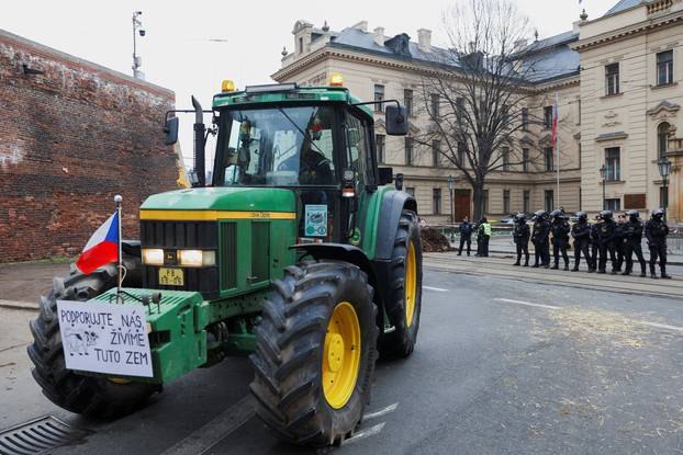 Farmers protest in Prague