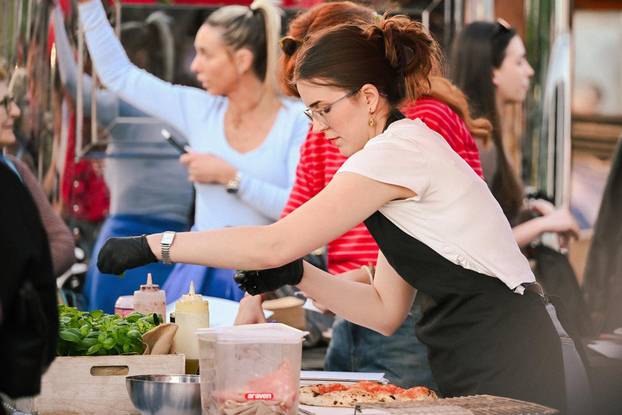 Zagreb: PLACe Market na Kvatriću okupio velik broj posjetitelja