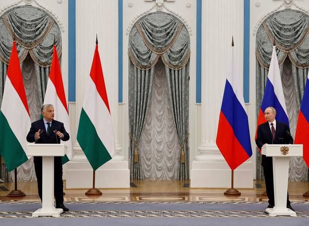 FILE PHOTO: Hungary's Prime Minister Orban and Russia's President Putin attend a press conference in Moscow