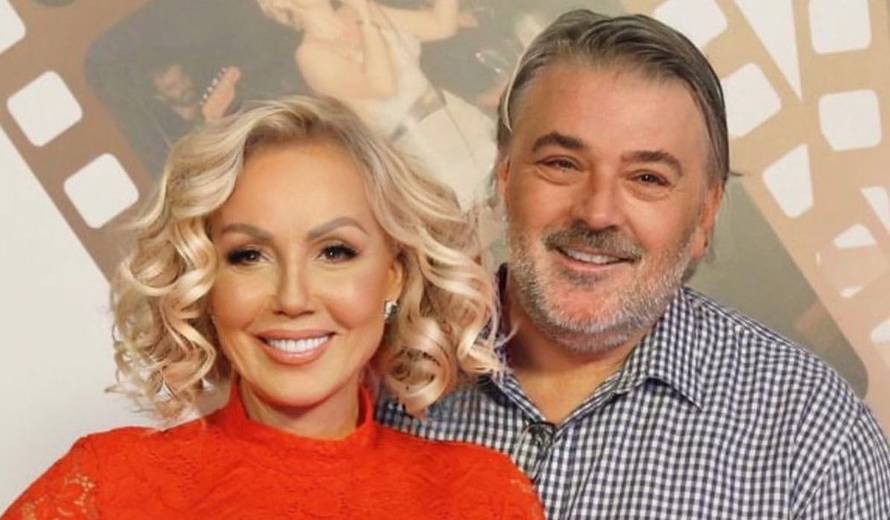 Lepa Brena i njen suprug Boba slave godišnjicu braka:  Objavila kako su izgledali na vjenčanju