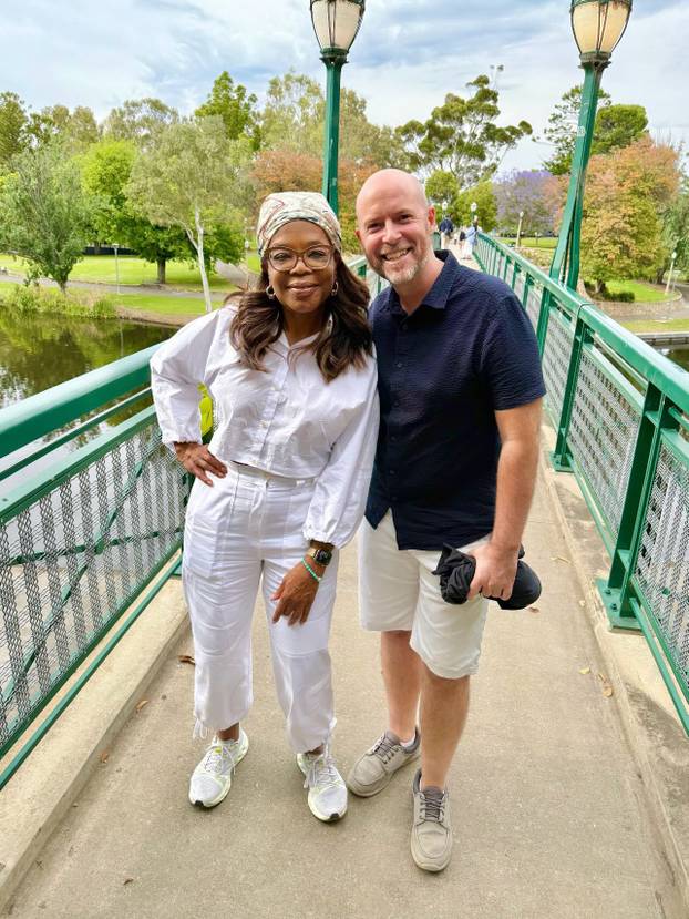 FOTO Oprah Winfrey izgubila preko 30 kila! Evo koja je tajna njezine besprijekorne linije