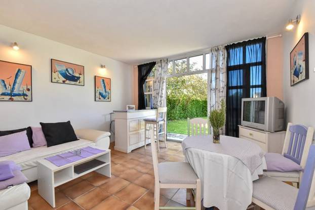 Vila na Maksimiru za 1,8 mil. €: Ima teretanu i bazen, ali... Nije li kupaonica ipak previše plava?