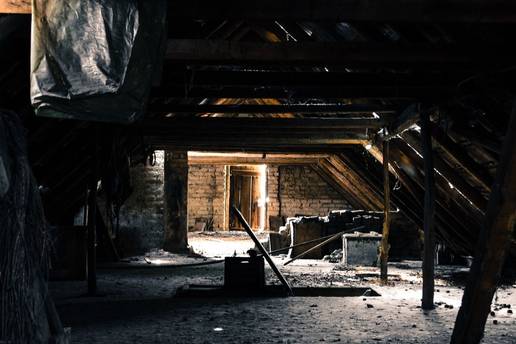 Prona&scaron;ao tajne prostorije na tavanu nove ku&cacute;e: 'Kao horor!'