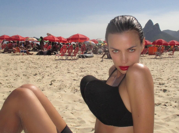 Ljubio ju je Ronaldo, Georgina je i dalje mrko gleda, a ona nikad ljepša danas slavi...