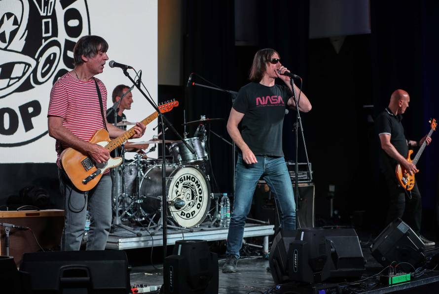Grad Zagreb za maturante organizirao online koncert grupe Psihomodo Pop