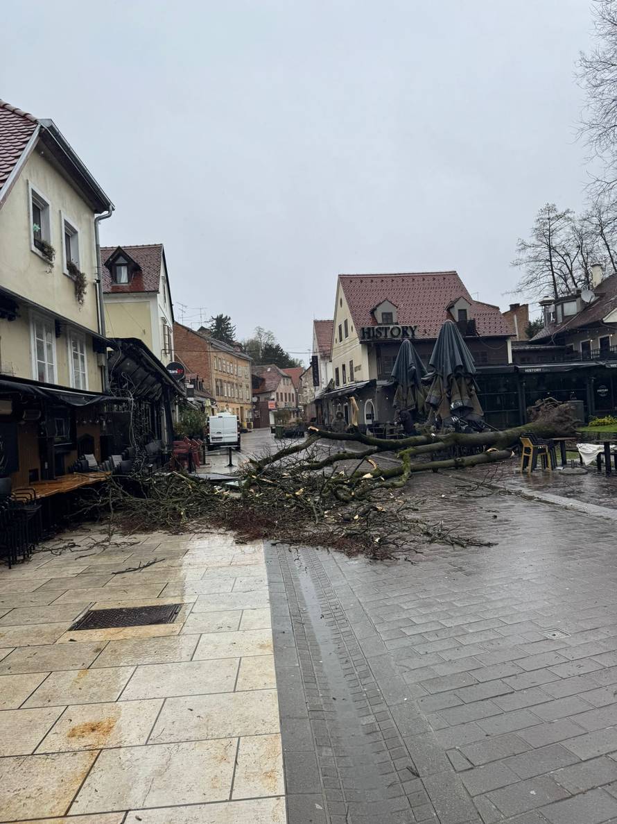 Vatrogasci zatrpani pozivima: 'Nismo mi građevinska tvrtka'