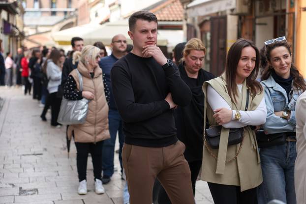 Sarajevo: Prodaja ulaznica za koncert Dine Merlina na Koševu
