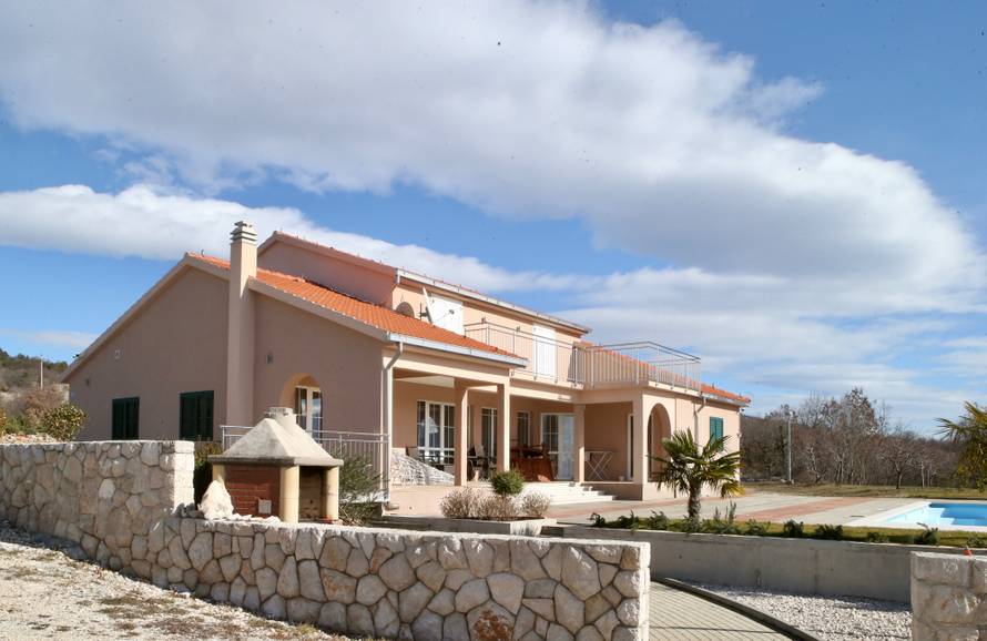 Mještani Lovreća iznenađeni su načelnicom: 'Oni lažu i mažu!'