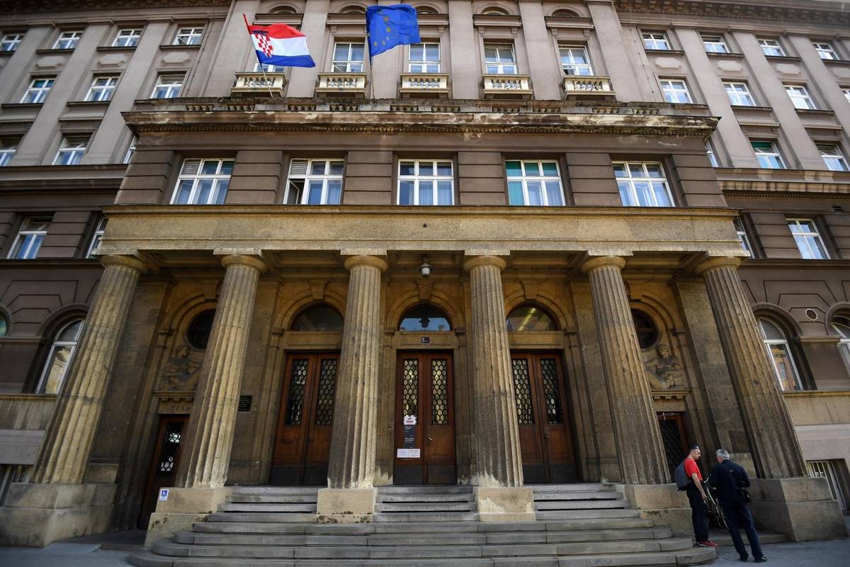 Već peti mjesec u nizu raste broj osiguranika na Mirovinskom