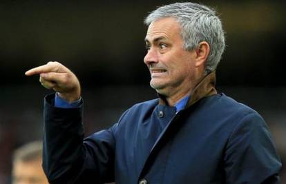 Mourinho provocira navijače Spursa: Pa vi samo sanjate...