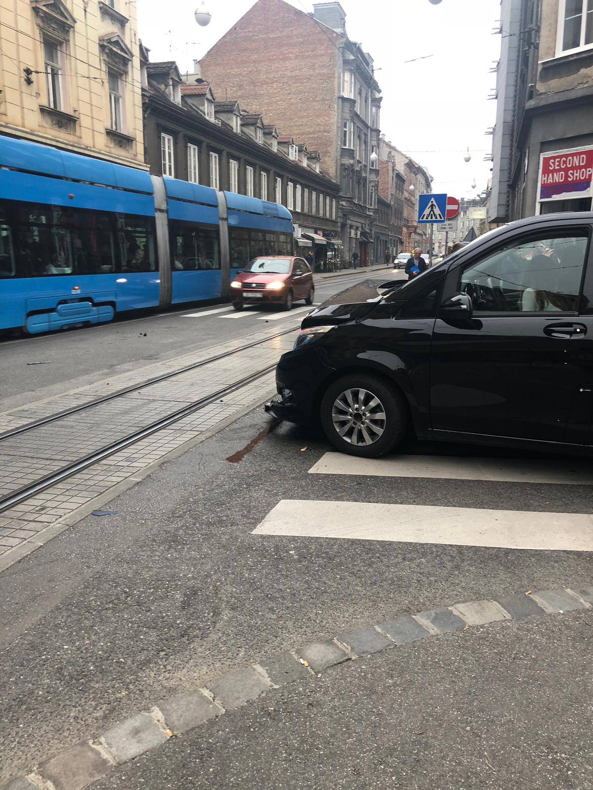 Opet sudar tramvaja i auta u Ilici: Srećom nema ozlijeđenih