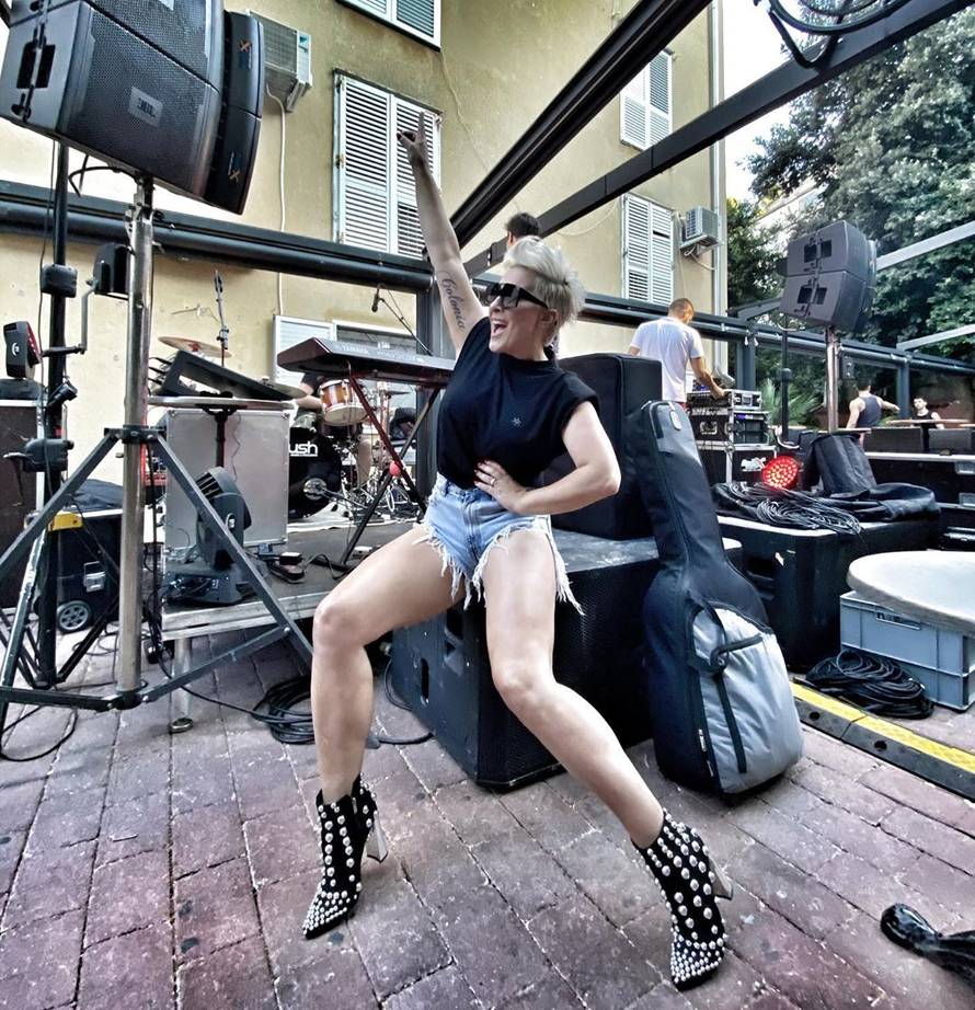 Indira: 'Za dobar izgled treba puno odricanja, no isplati se. Muž me voli u svim izdanjima'