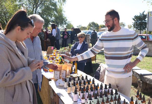 Pakovo Selo: Sve?ano obilježavanje Svjetskog dana seoskih žena