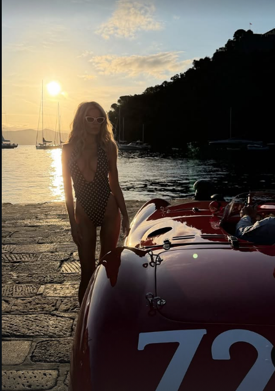 Brooks Nader uživa bez dečka, a fokus joj je na Baywatchu