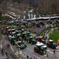 VIDEO Ogorčeni poljoprivrednici s 500 traktora ušli u Madrid