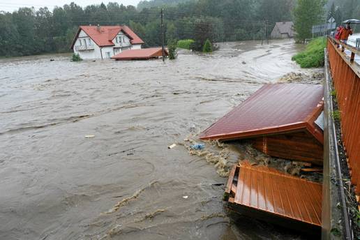 UŽIVO Velike poplave izazvale su kaos u Europi: U Poljskoj će proglasiti stanje katastrofe