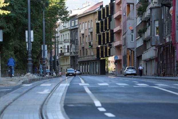 Zagreb: Od danas za sav promet otvorena je ulica Ribnjak