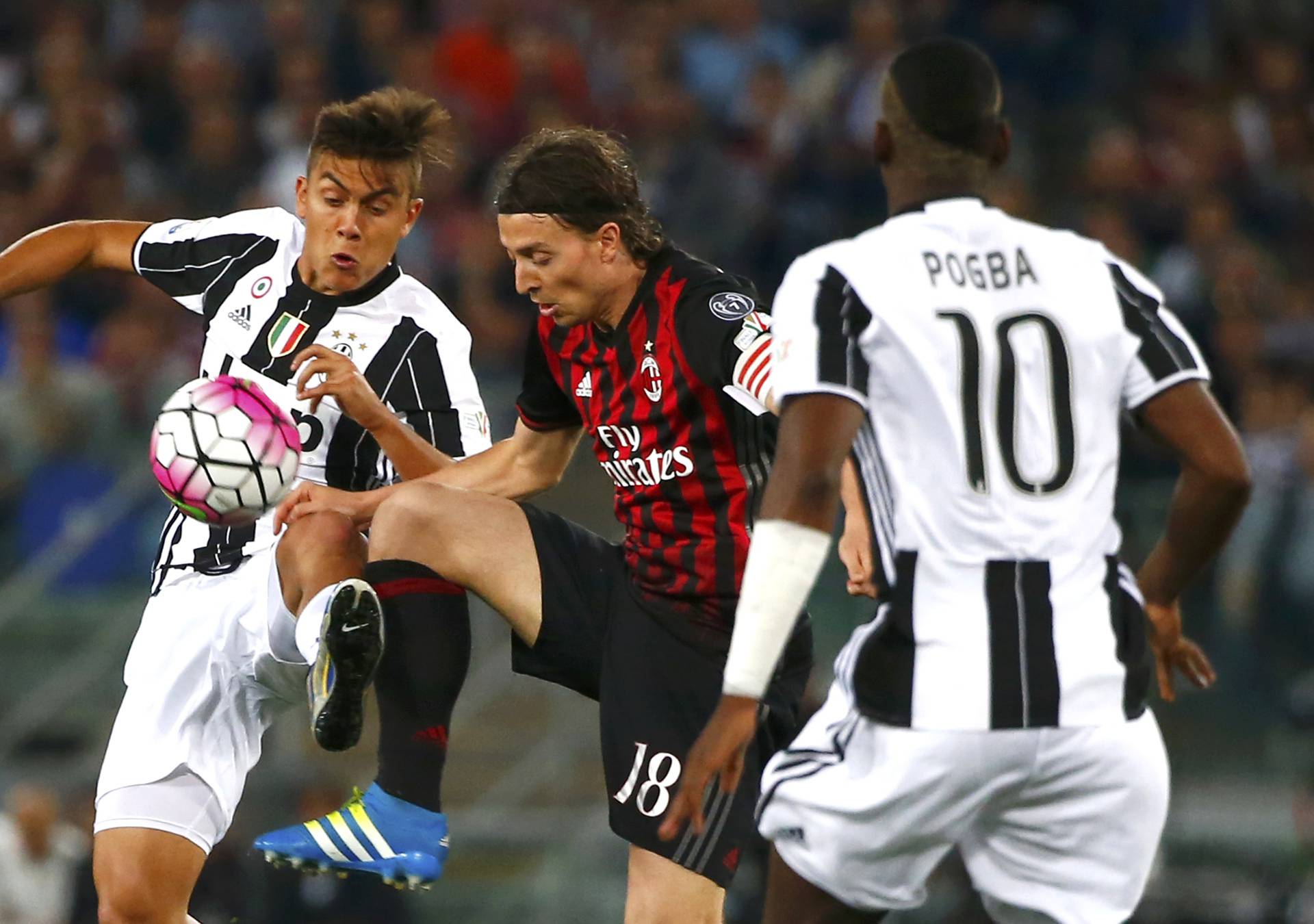 Football Soccer - Juventus v Milan - Italian Cup Final - Olympic stadium, Rome, Italy - 21/05/16