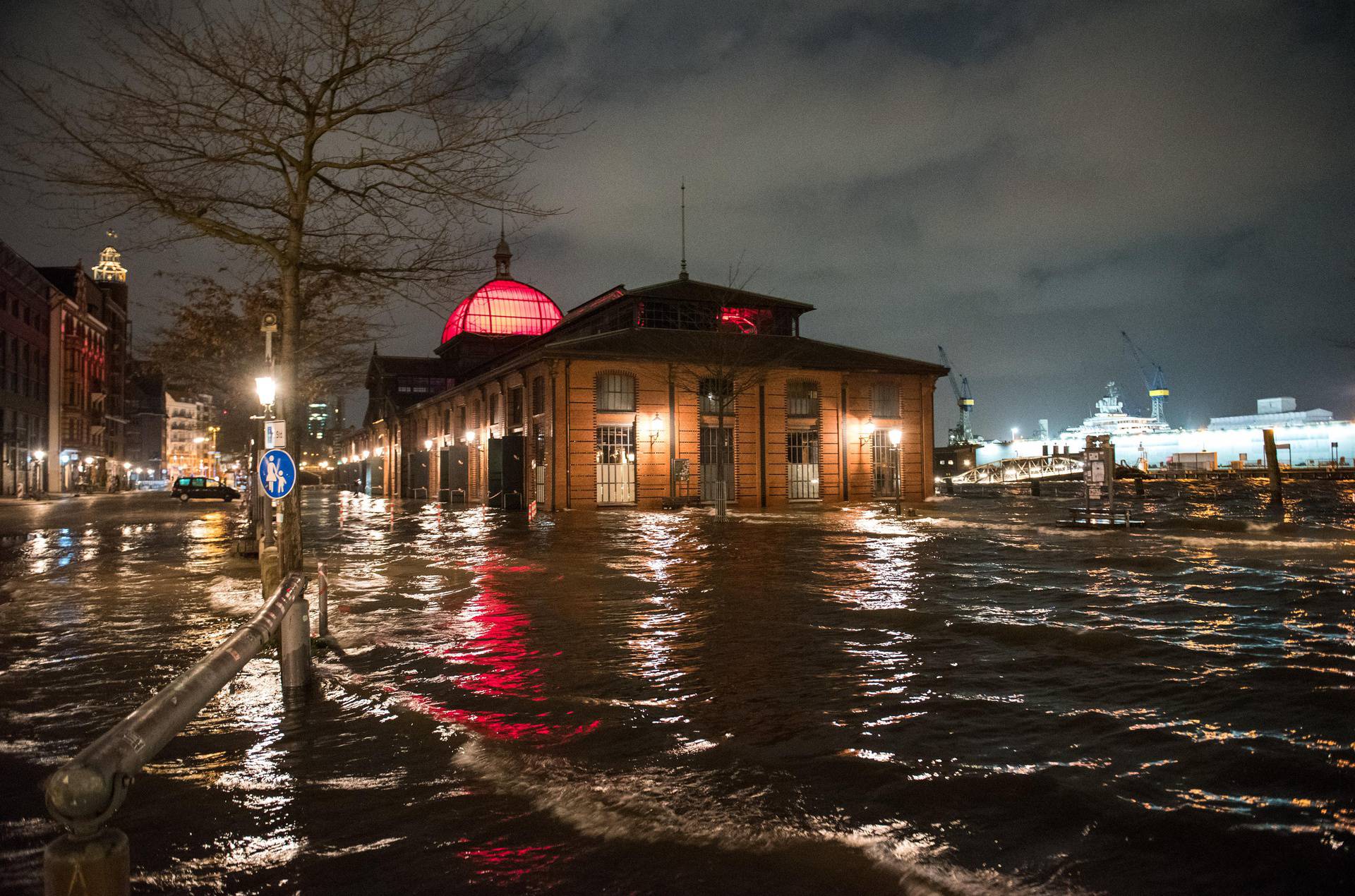 Storm Ylenia - Hamburg