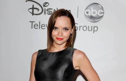 Christina Ricci čuva svu svoju odjeću jer se trendovi vraćaju