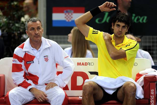 Pore?: Davis Cup, 1.me?, Mario An?i? - Nicolas Massu