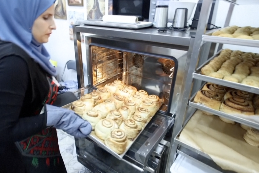 Iz Gaze pobjegla u Mostar pa otvorila pekaru: 'Sve što zaradim šaljem svojima'