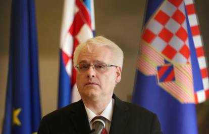 Josipović: Nedopustivo je da itko u ovoj zemlji bude gladan