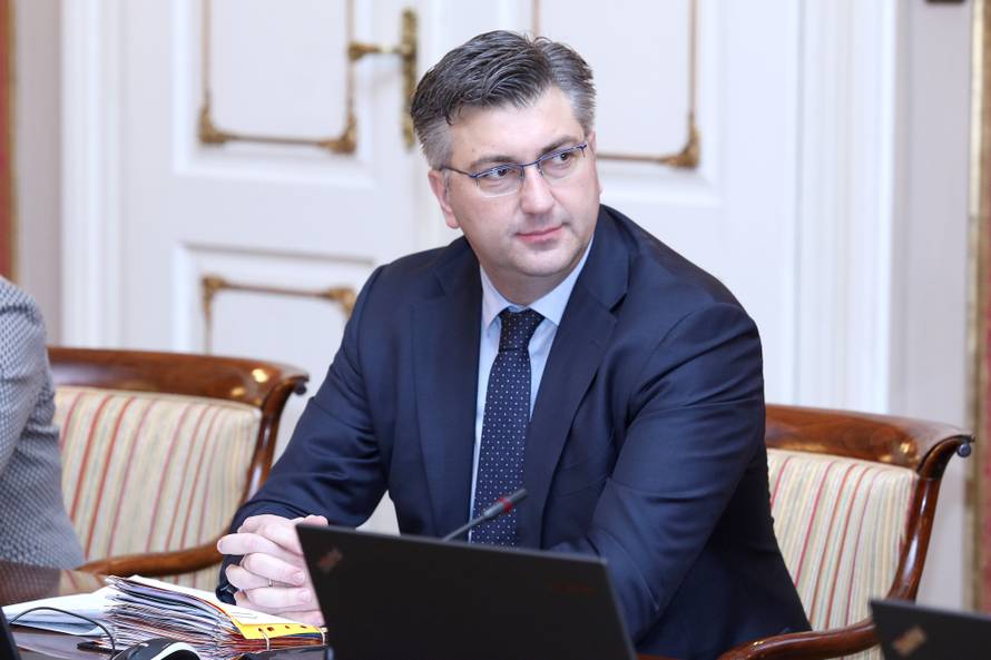 'Avioni će nas koštati 50 mil. dolara godišnje, čak i manje...'