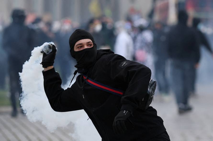 Nationwide protests in France against the cost of living