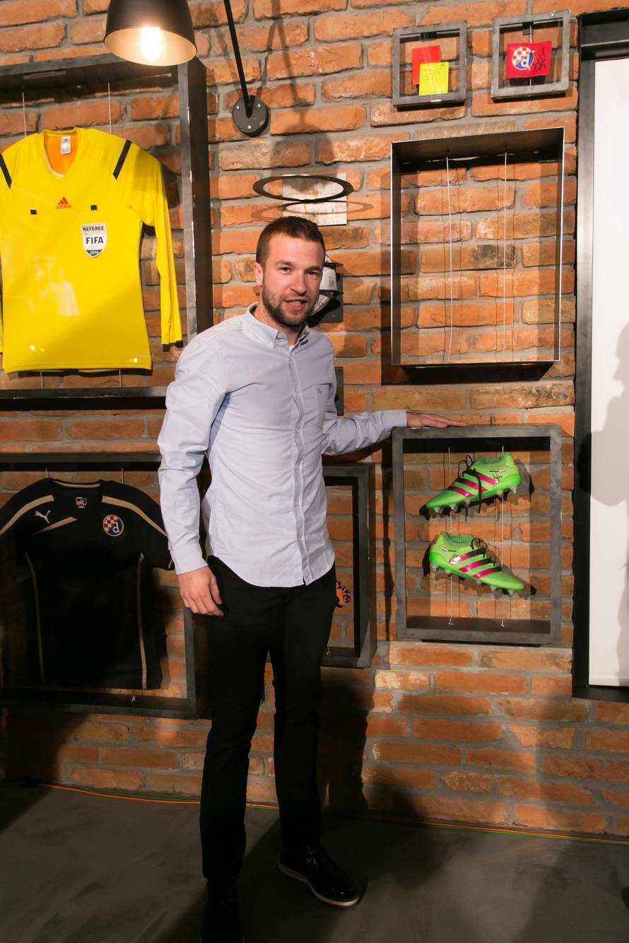 Maksimalno odlično novo mjesto za izlazak i druženje