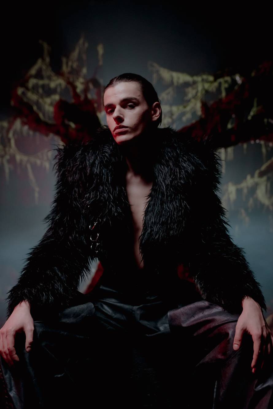 VIDEO Marko Bošnjak objavio je spot za 'Poison Cake' s kojom će se predstaviti na Dori u Opatiji