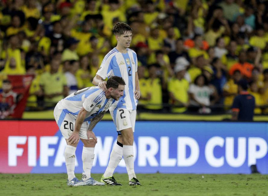 World Cup - CONMEBOL Qualifiers - Ecuador v Argentina
