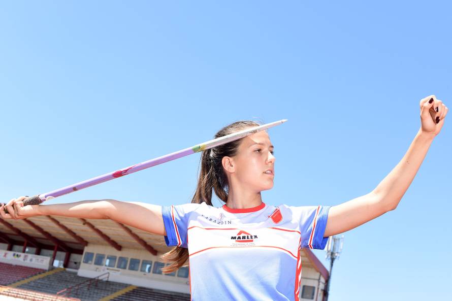 Bacala rakete, a sad prvakinja: Franja (18) nova je Sara Kolak