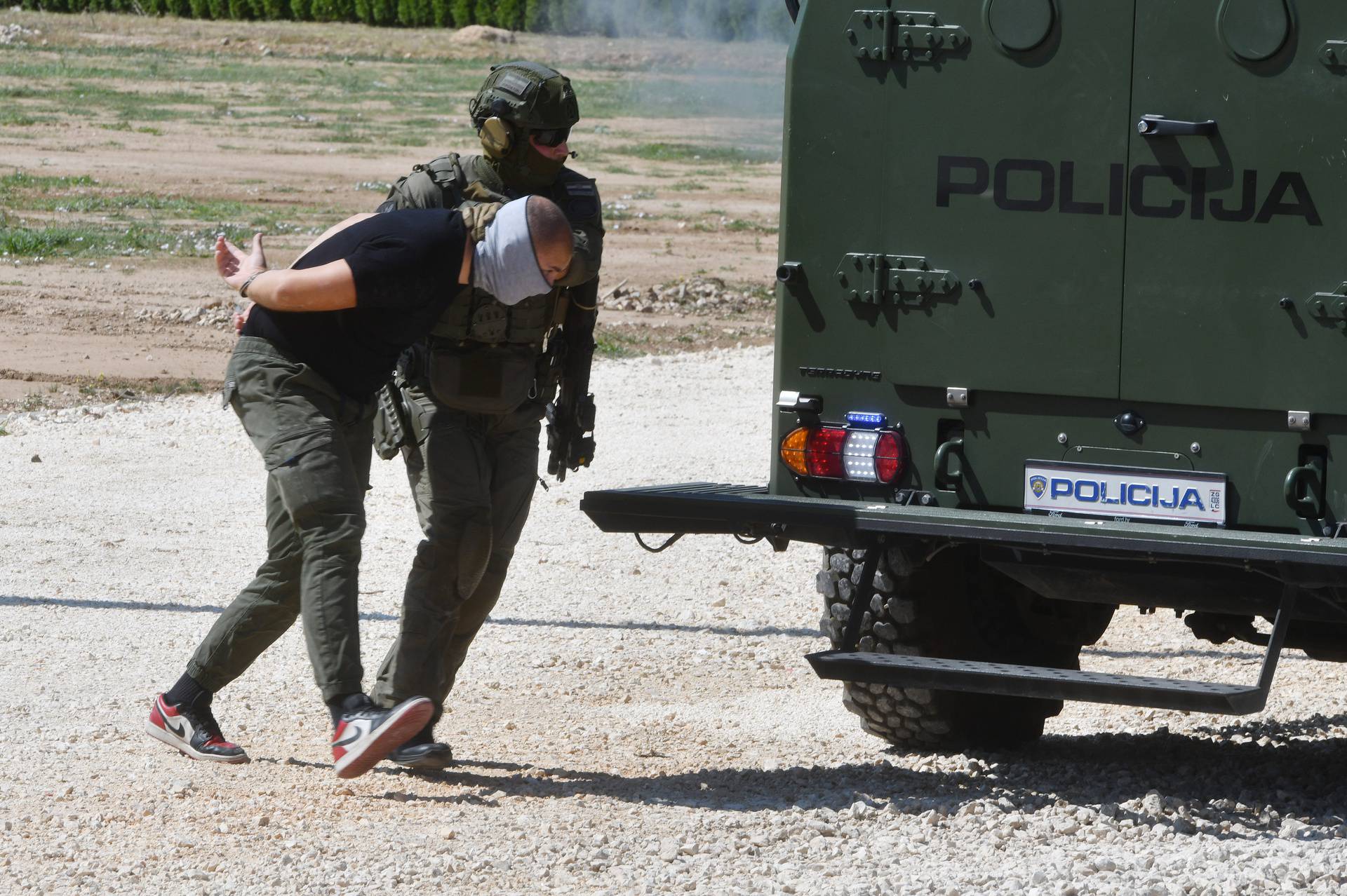 Knin: Pokazna vjezba Hrvatske vojske i policije koja ce biti odrzana sutra na prolavi VRO Oluja