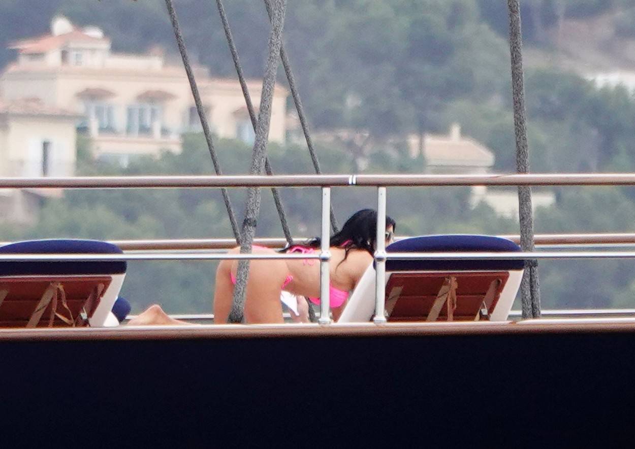 *PREMIUM-EXCLUSIVE* Amazon founder Jeff Bezos and girlfriend Lauren Sanchez pictured relaxing on his new $500M superyacht in Spain.