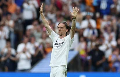 Modrić na oproštaju od Reala: 'Sad to smijem reći, Perez se prema meni ponašao drugačije'