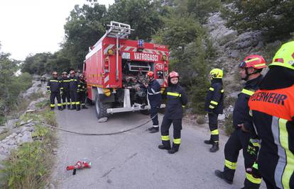 Imaju volju i hrabrost, ali im treba oprema: 'Gore cijevi za gašenje, kvare se cisterne...'