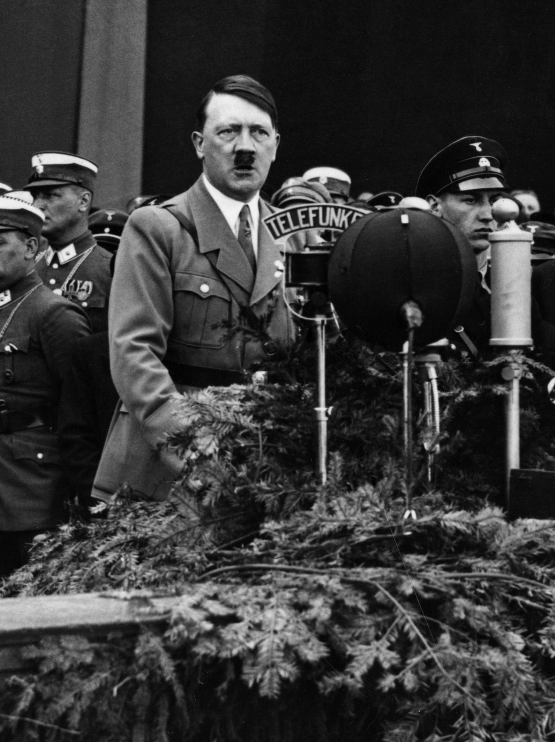 Hitlers Ankunft Lustgarten 1. Mai 1934