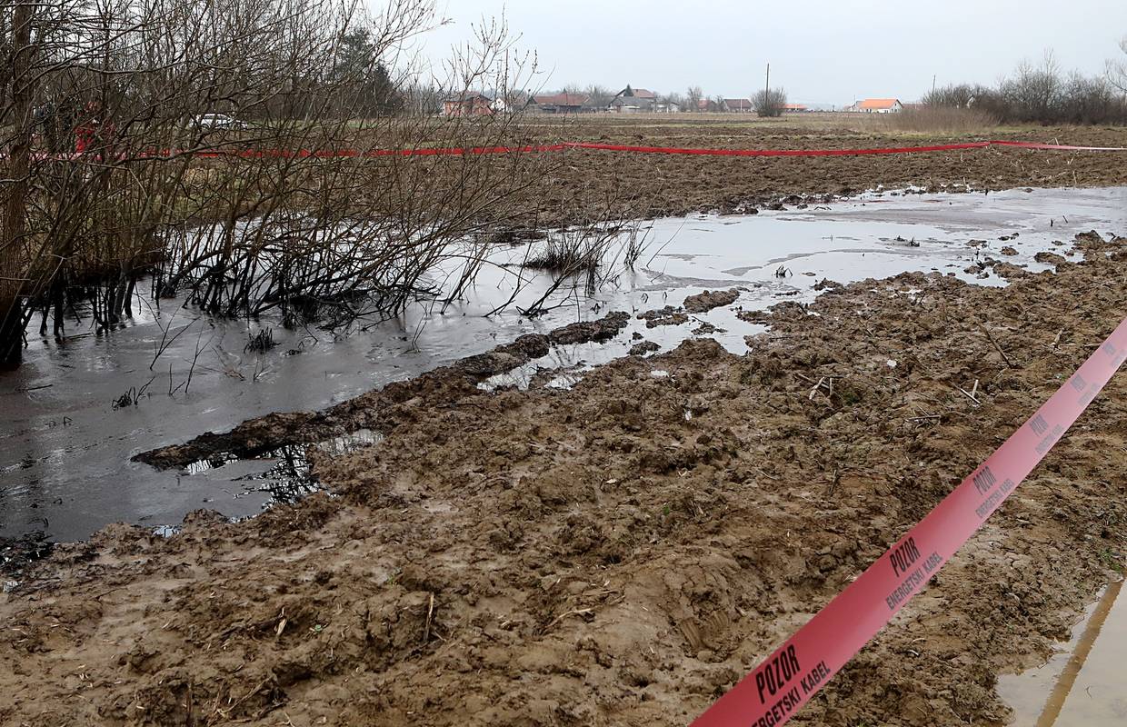 PUZ o istjecanju nafte u okolici Zagreba: Materijalna šteta još neutvrđena,  sanacija u tijeku