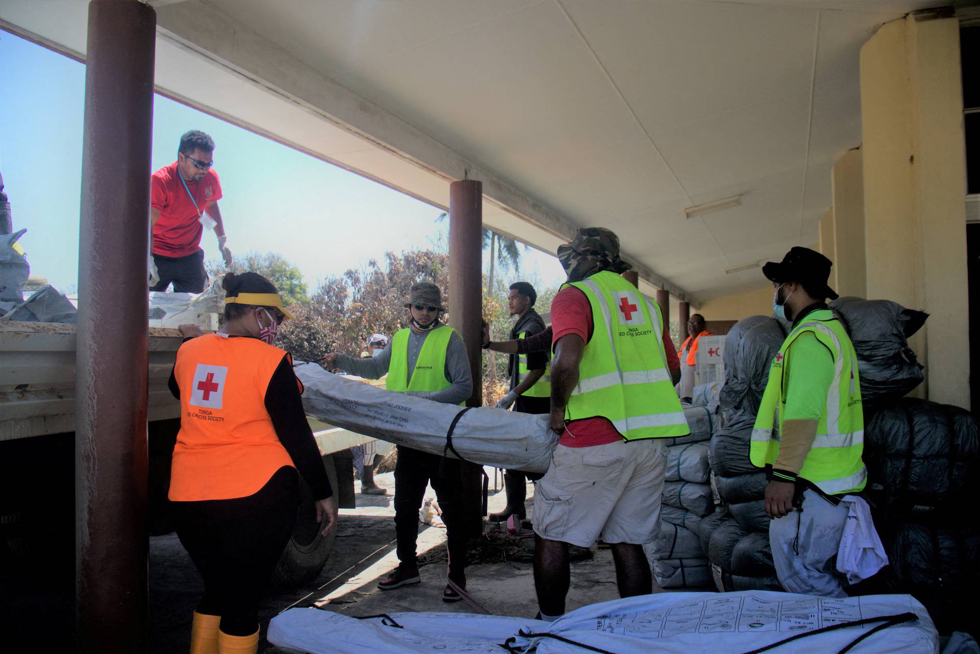 Red Cross provides aid to Tonga
