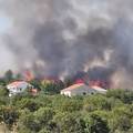Prva uhi&cacute;enja zbog po&zcaron;ara. U Jovi&cacute;ima kanader gasi po&zcaron;ar