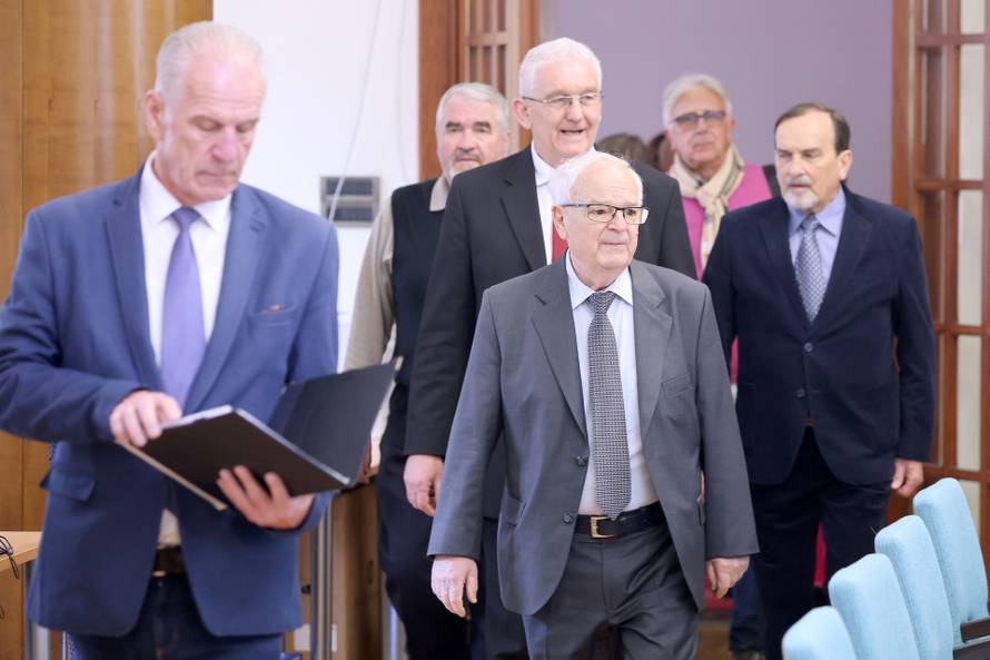Zagreb:  Koalicija umirovljeničkih stranaka predala kandidacijsku listu za Europski parlament 