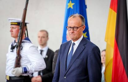 Njemački kancelar: 'Njemačka će se sama izvući iz krize!'