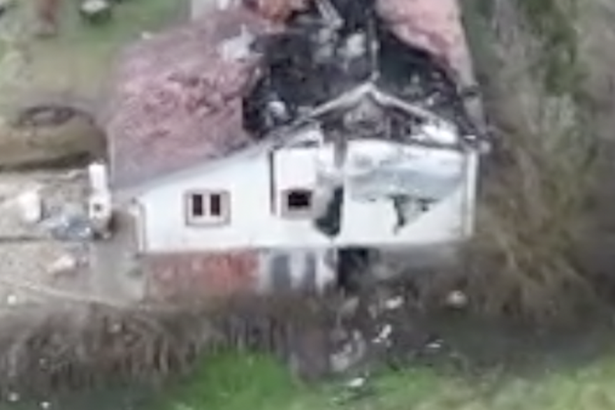 U požaru u staračkom domu poginulo osam ljudi. Ministar tvrdi da je podmetnut