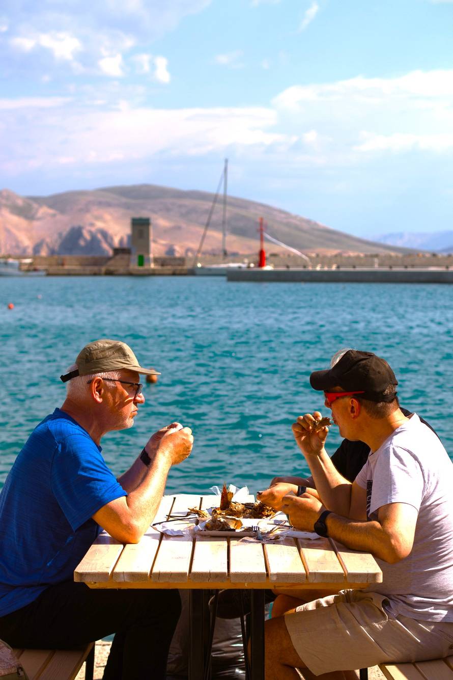 U Baškoj počinje festival Crna ovca: Čeka vas vrhunska janjetina i puno dobre zabave