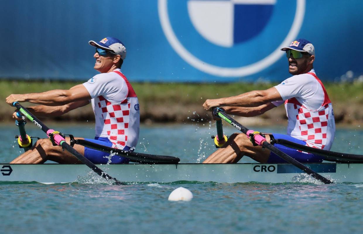 Sinkovići ostali bez odličja na SP-u: Francuska uzela zlato