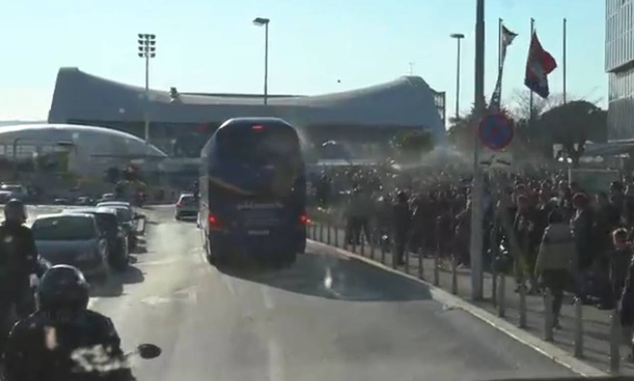 VIDEO Dinamo podnosi kaznene prijave zbog napada na bus, zatražit će i inspekciju policije!