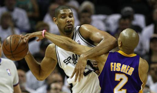 Tim Duncan donio Greggu Popovichu 700. pobjedu 